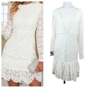 JJ’s house Scoop Elegant Bodycon Lace Mini Dresses NEW with tags Size Small